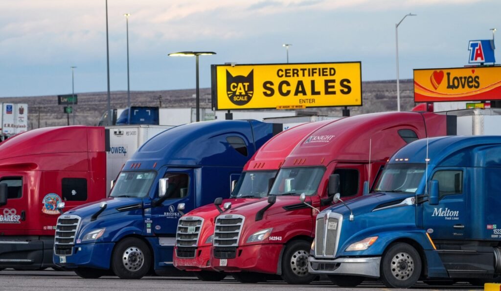 Thousands of Truckers, Targeted by Trump, Could Lose Licenses