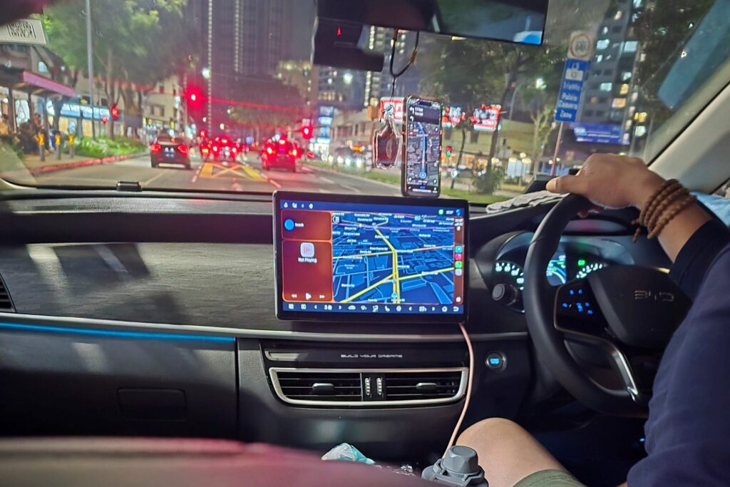 A BYD Taxi Ride Reveals Why U.S. Automakers Appear Uneasy