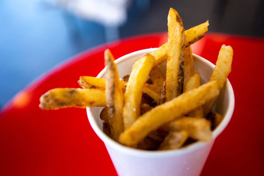 Five Guys Replaces Fry Cups With Paper Bags. Here’s the Consensus. Five Guys Replaces Fry Cups With Paper Bags. Here’s the Consensus.
