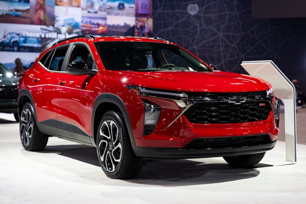 New York Auto Show Spotlights Cars Under $35K as Cost Concerns Mount